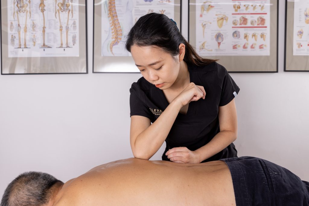 Physiotherapy session at Elevate clinic