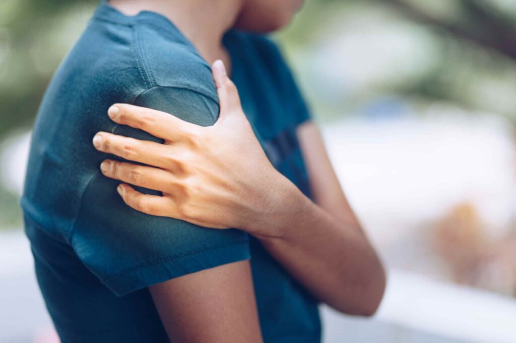 rotator-cuff-injury-symptoms-causes-treatment